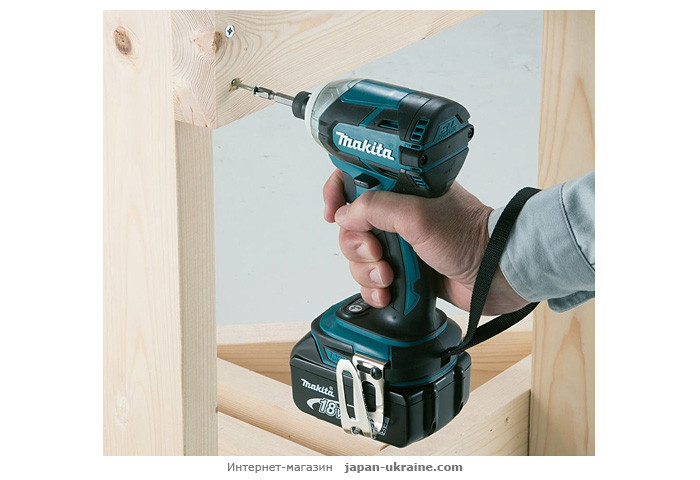 Аккумуляторный ударный шуруповерт MAKITA DTD148Z