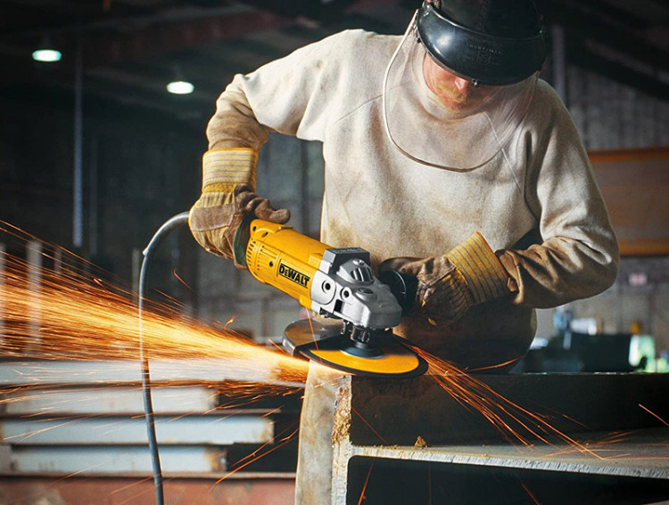 Болгарка DeWALT DWE492S