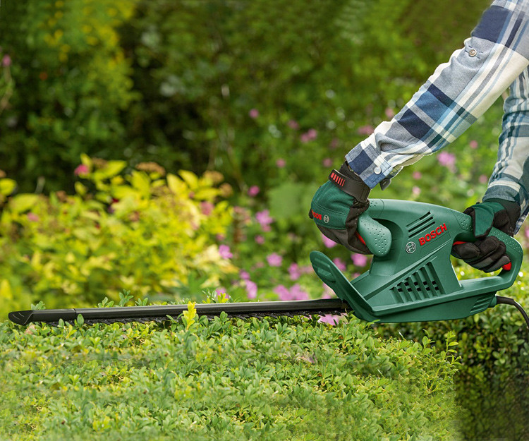 Кусторез электрический Bosch EasyHedgeCut 45