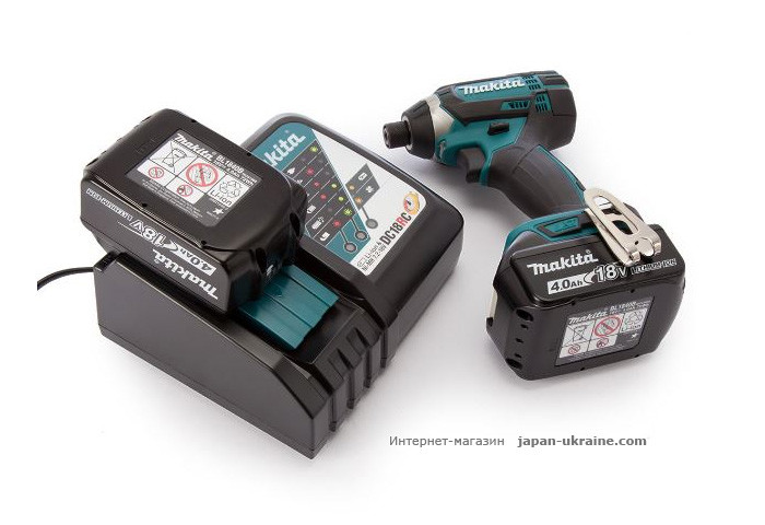 Аккумуляторный ударный шуруповерт MAKITA DTD152RME