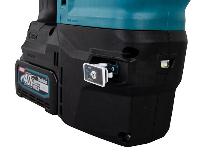 Аккумуляторный перфоратор XGT MAKITA HR005GZ01