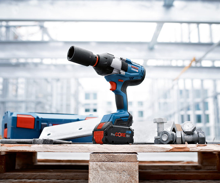 Аккумуляторный ударный гайковерт BOSCH GDS 18V-1050 H Solo