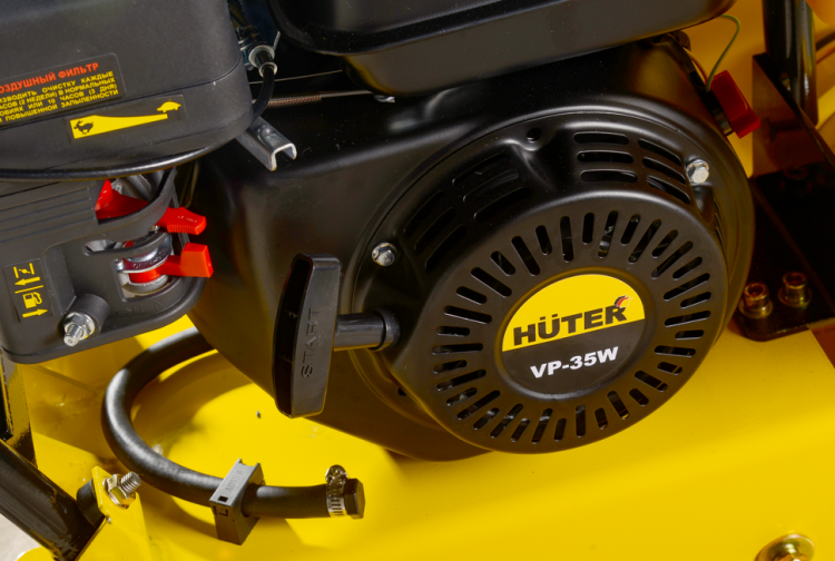 Бензиновая виброплита Huter VP-35W