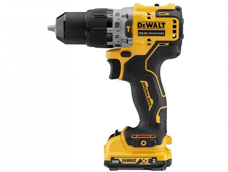 Аккумуляторная дрель-шуруповерт DeWALT DCD706D2