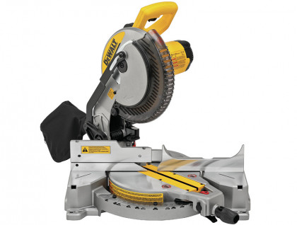 Торцовочная пила DeWALT DWS713