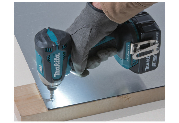 Аккумуляторный ударный шуруповерт MAKITA DTD153Z