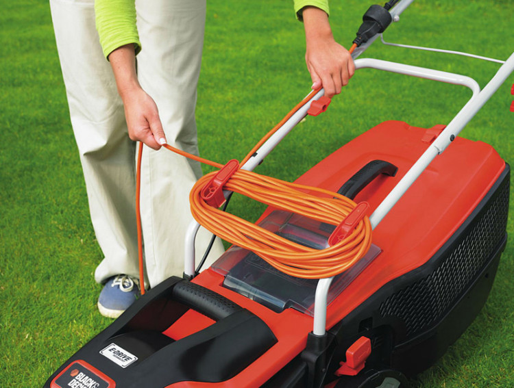 Газонокосилка BLACK&DECKER EMAX42I