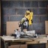 Торцовочная пила DeWALT DWS773