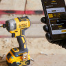 Аккумуляторный ударный шуруповерт DeWALT DCF888N