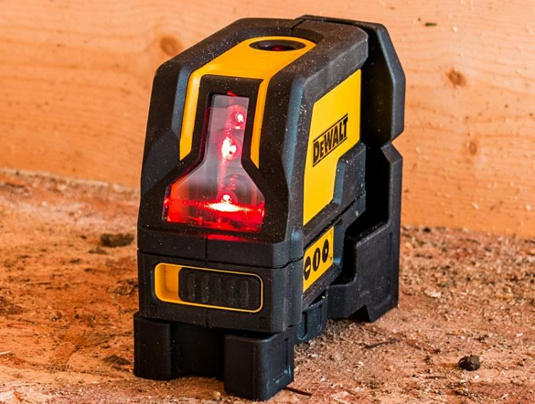 Лазерный уровень DeWALT DW0822