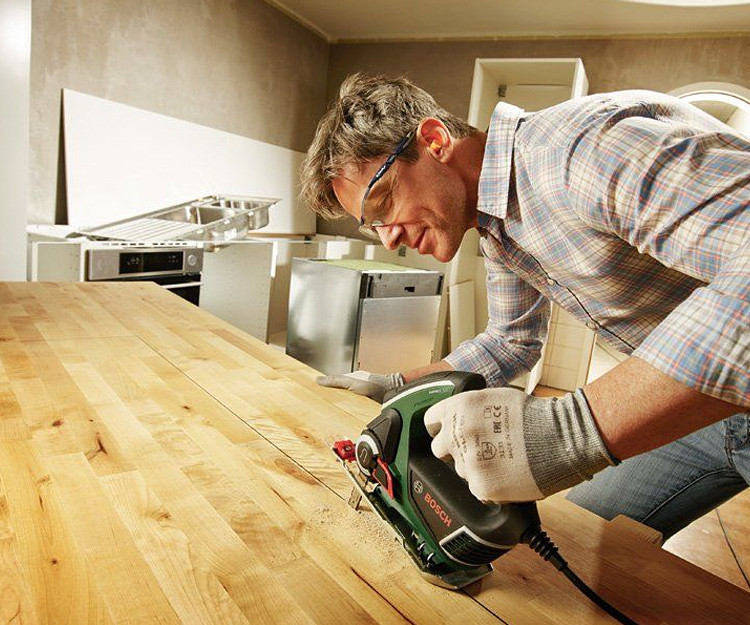 Цепной лобзик BOSCH AdvancedCut 50