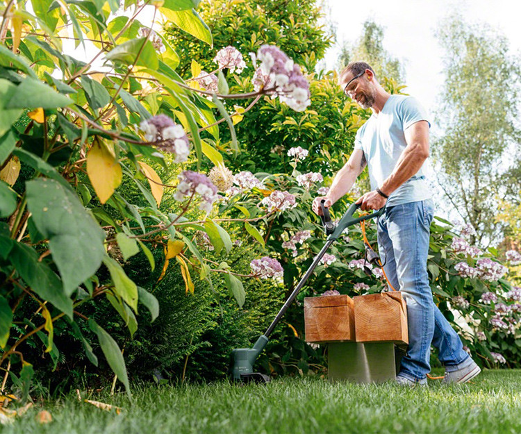 Триммер электрический BOSCH EasyGrassCut 26