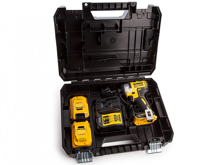 Аккумуляторный ударный шуруповерт DeWALT DCF888P2B