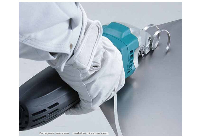 Листовые ножницы по металлу MAKITA JS1601