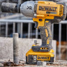 Аккумуляторный ударный гайковерт DeWALT DCF897N
