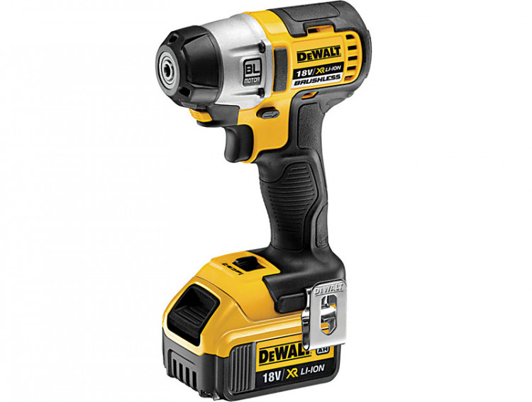 Аккумуляторный ударный шуруповерт DeWALT DCF895M2