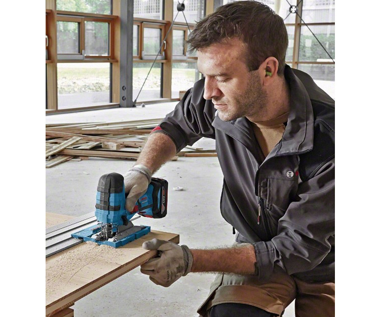 Аккумуляторный лобзик BOSCH GST 18 V-LI S (Solo)