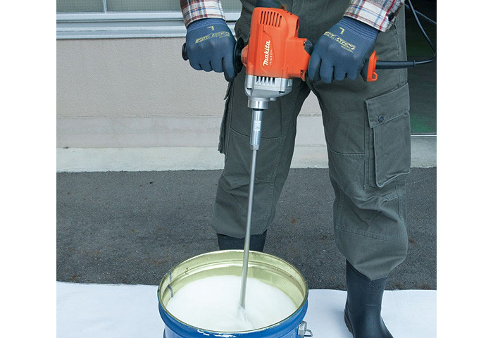 Дрель-миксер MAKITA M6600