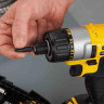 Аккумуляторный шуруповерт DeWALT DCF610D2