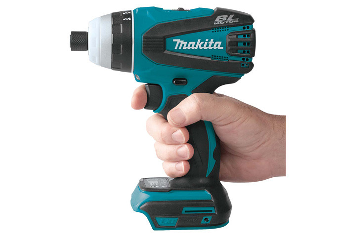 Аккумуляторный ударный шуруповерт MAKITA DTP141Z