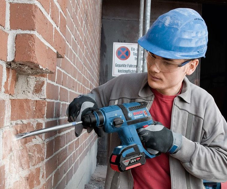 Аккумуляторный перфоратор BOSCH GBH 18 V-EC (Solo)