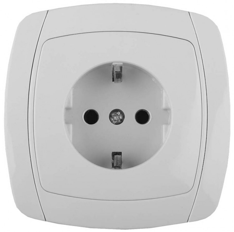 Одинарная розетка с заземлением СВЕТОЗАР CITY LIGHT LIGHT SV-54205-W