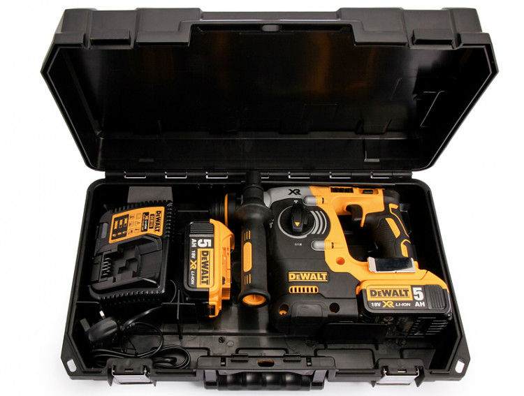 Аккумуляторный перфоратор DeWALT DCH273P2