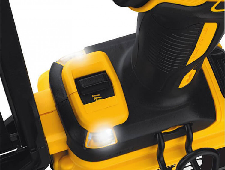 Аккумуляторный гвоздезабиватель DeWALT DCN650N