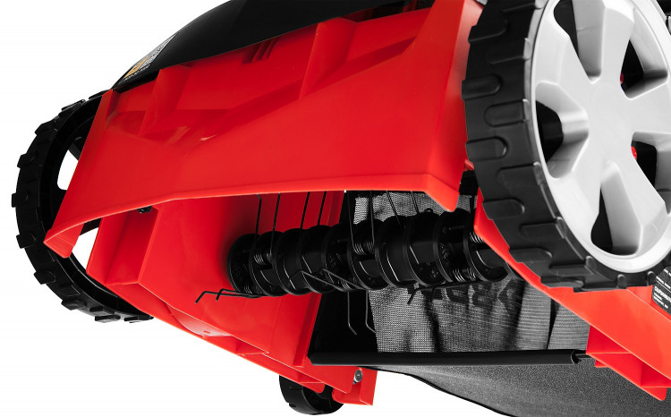 Аэратор-скарификатор электрический ЗУБР ЗСЭ-32-1000