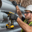 Аккумуляторный шуруповерт DeWALT DCF622NT