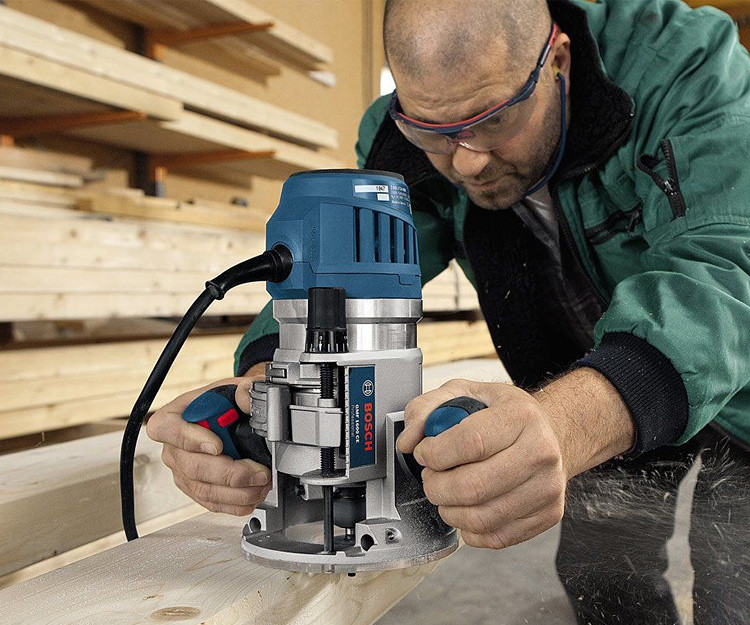 Фрезер BOSCH GMF 1600 CE (L-BOXX)