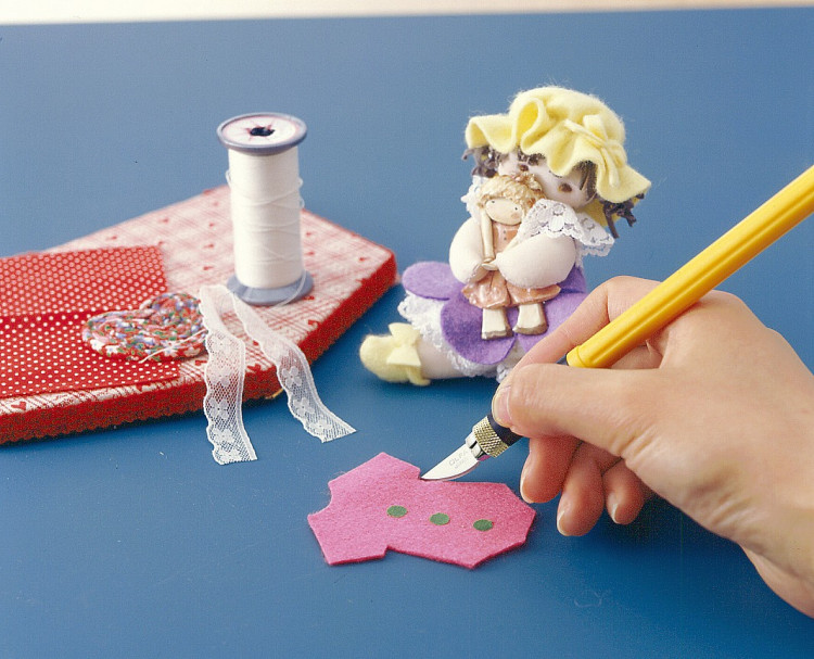 Нож перовой с профильными лезвиями OLFA OL-AK-4