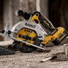 Аккумуляторная дисковая пила DeWALT DCS512NT