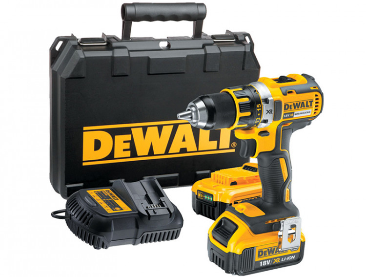 Аккумуляторная дрель-шуруповерт DeWALT DCD790D2