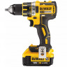 Аккумуляторная дрель-шуруповерт DeWALT DCD790M2