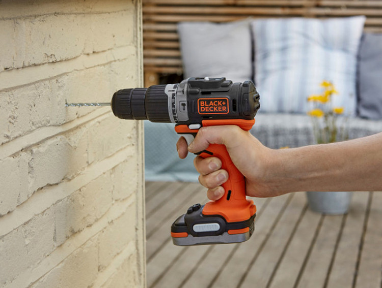 Набор аккумуляторного инструмента BLACK&DECKER BDCK122S1S