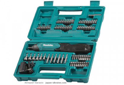 Аккумуляторная отвертка-шуруповерт MAKITA DF001DW