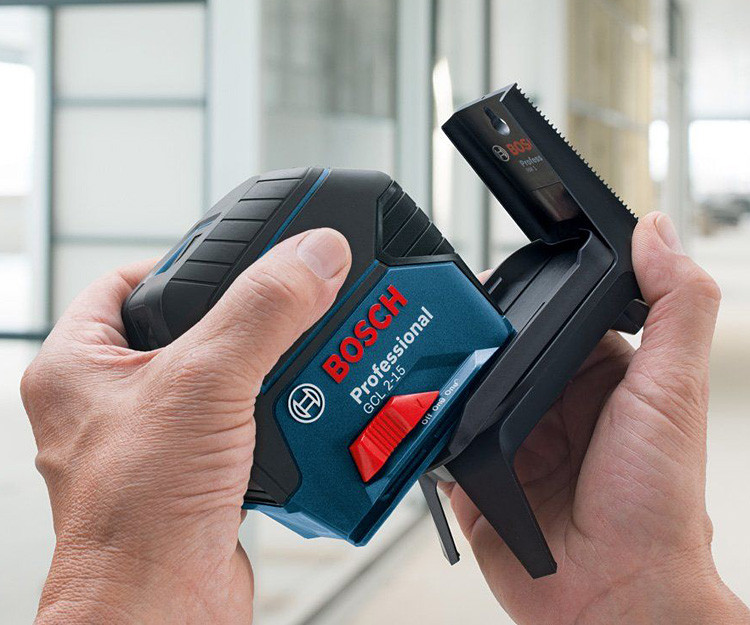 Линейный нивелир BOSCH GCL 2-15 + RM1 + кейс