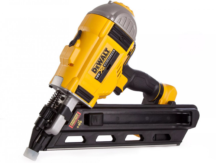 Аккумуляторный гвоздезабиватель DeWALT DCN692P2