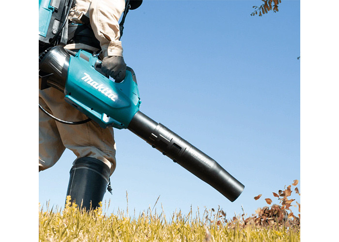 Аккумуляторная воздуходувка MAKITA UB001CZ